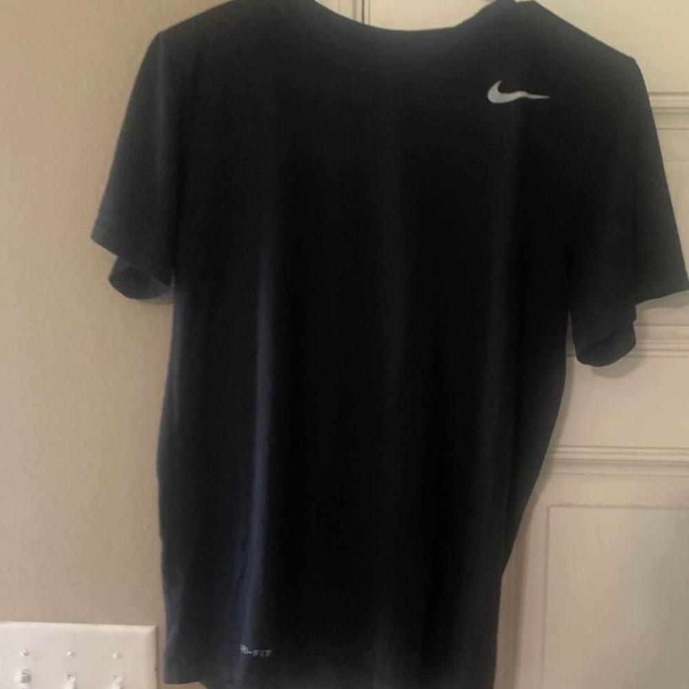 Boys Nike t shirt medium